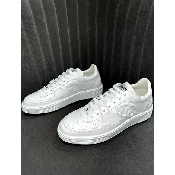 Chanel 23A White Calfskin Leather CC Logo Tie Flat Runner Trainer Sneaker 40.5 - Picture 10 of 12